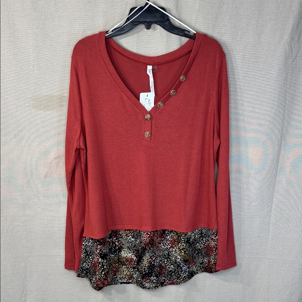 NY Collection Top Red Long Sleeve with Button‎ Detail in Size 1X  NWT